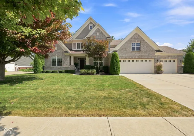 Photo 1 of Sale Pending at 6411 Blackstone, Zionsville, IN 46077 | MLS# 22124818 | Listing updated on 2026-10-02