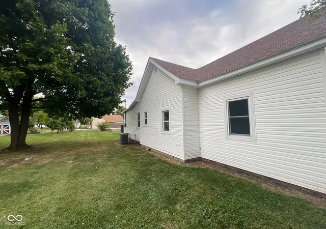 Single family home for sale at 2312 S B St, Elwood, IN 46036 | MLS# 22124844 | Listing updated on 2026-10-08