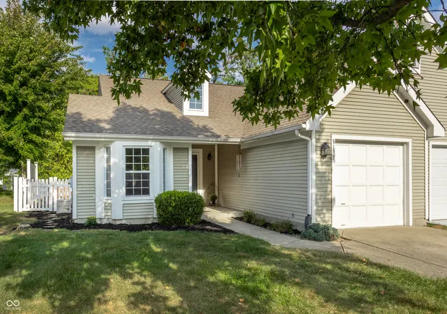 Photo 2 of Sale Pending at 8138 Crook Dr N, Indianapolis, IN 46256 | MLS# 22124865 | Listing updated on 2026-09-14