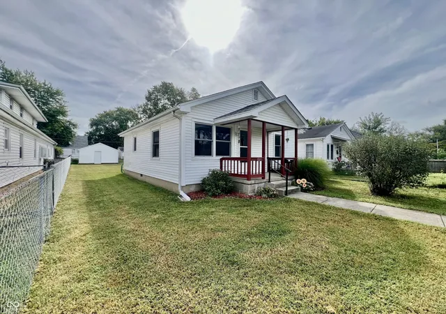 Photo 4 of Single family home for sale at 515 N Cherry, Columbus, IN 47201 | MLS# 22124892 | Listing updated on 2026-09-21