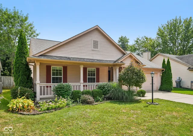 Photo 1 of Single family home for sale at 19576 Jena Dr, Noblesville, IN 46062 | MLS# 22124895 | Listing updated on 2026-09-30
