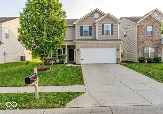 Photo 1 of Single family home for sale at 5859 Edelle Dr, Indianapolis, IN 46237 | MLS# 22124908 | Listing updated on 2026-09-10