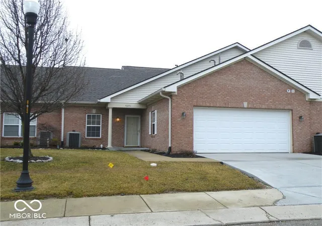 Condo for sale at 4293 Washington Blvd, Plainfield, IN 46168 | MLS# 22124978