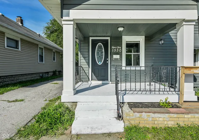 Photo 3 of Single family home for sale at 1530 Dawson St, Indianapolis, IN 46203 | MLS# 22124983 | Listing updated on 2026-09-27