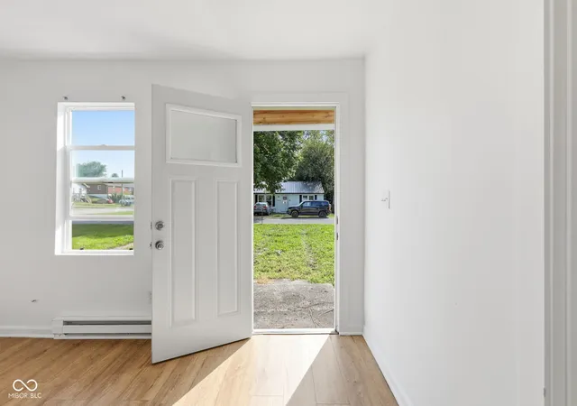 Photo 4 of Single family home for sale at 3813 Saint Charles St, Anderson, IN 46013 | MLS# 22124990 | Listing updated on 2026-09-10