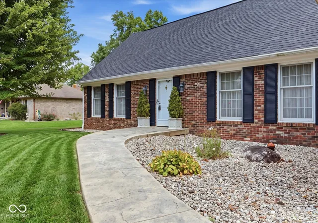 Photo 3 of Sale Pending at 8878 N Timberlane, Fountaintown, IN 46130 | MLS# 22124993 | Listing updated on 2026-09-13