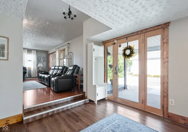 Photo 3 of Sale Pending at 4098 E State Rd 38, New Castle, IN 47362 | MLS# 22124998 | Listing updated on 2026-09-15