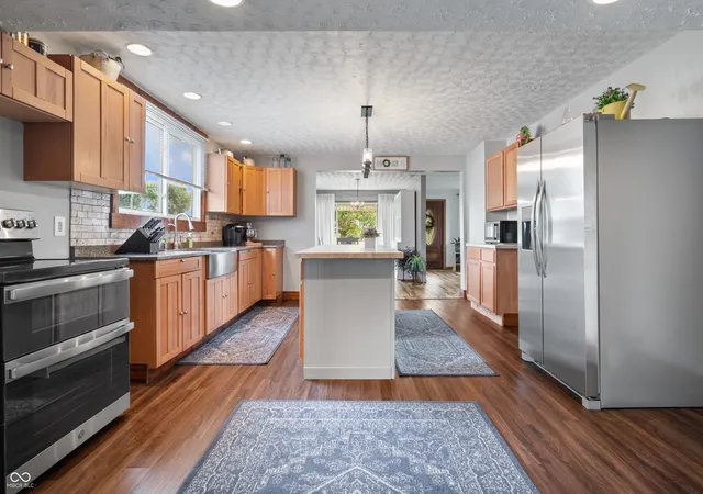 Photo 4 of Sale Pending at 4098 E State Rd 38, New Castle, IN 47362 | MLS# 22124998 | Listing updated on 2026-09-15