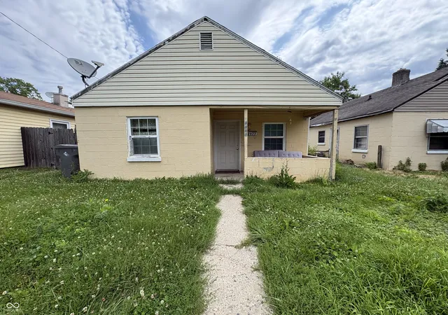 Photo 1 of Sale Pending at 2177 Gent St, Indianapolis, IN 46202 | MLS# 22125005 | Listing updated on 2026-10-14