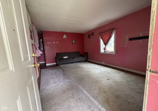 Photo 1 of Sale Pending at 2177 Gent St, Indianapolis, IN 46202 | MLS# 22125005 | Listing updated on 2026-10-14