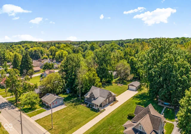 Photo 3 of Single family home for sale at 449 W Mill St, Danville, IN 46122 | MLS# 22125010 | Listing updated on 2026-09-10