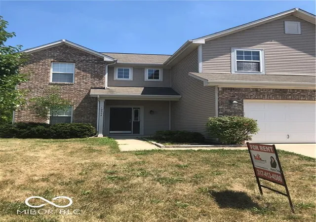 Photo 3 of Single family home for sale at 14954 Alysheba Dr, Noblesville, IN 46060 | MLS# 22125044 | Listing updated on 2026-09-23