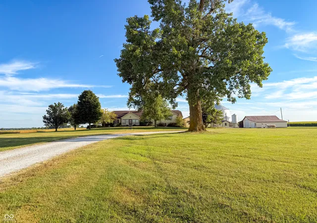 Photo 1 of Single family home for sale at 10449 W 300 South, Jamestown, IN 46147 | MLS# 22125045 | Listing updated on 2026-09-10