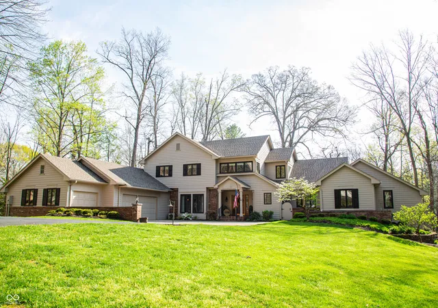 Photo 4 of Sale Pending at 3609 N Devon Dr, Martinsville, IN 46151 | MLS# 22125052 | Listing updated on 2026-09-11