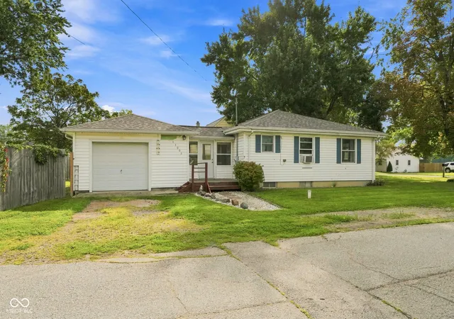 Photo 3 of Single family home for sale at 11003 Hoagland Rd, Hoagland, IN 46745 | MLS# 22125058 | Listing updated on 2026-09-25