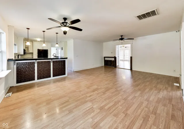 Photo 4 of Single family home for sale at 786 E 400 North, Greenfield, IN 46140 | MLS# 22125066 | Listing updated on 2026-09-22