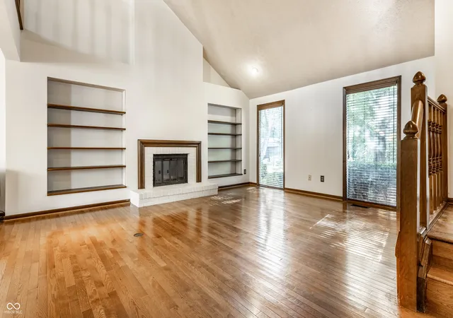 Photo 2 of Sale Pending at 8112 Sequoia Ct, Indianapolis, IN 46240 | MLS# 22125069 | Listing updated on 2026-09-21