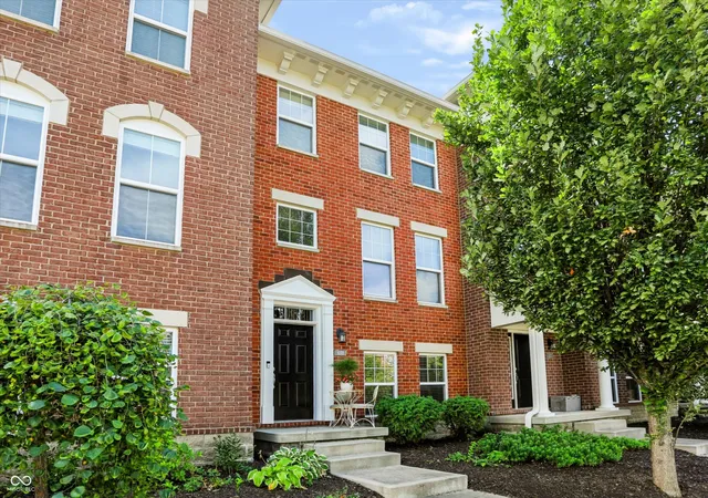Photo 1 of Townhouse for sale at 6379 Central Blvd, Whitestown, IN 46075 | MLS# 22125070 | Listing updated on 2026-09-29