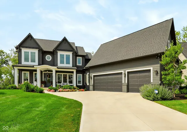 Photo 1 of Mansion for sale at 3550 Dartmoor Way, Zionsville, IN 46077 | MLS# 22125073 | Listing updated on 2026-10-01