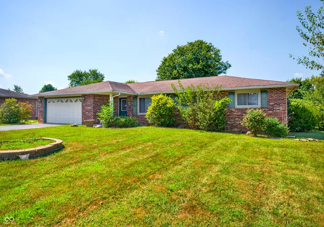 Photo 4 of Sale Pending at 3865 N County Rd 295 W, North Vernon, IN 47265 | MLS# 22125092 | Listing updated on 2026-09-10
