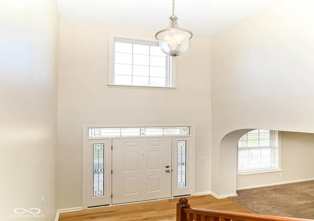 Photo 4 of Single family home for sale at 18827 Tillamook Run E, Noblesville, IN 46062 | MLS# 22125093 | Listing updated on 2026-09-30
