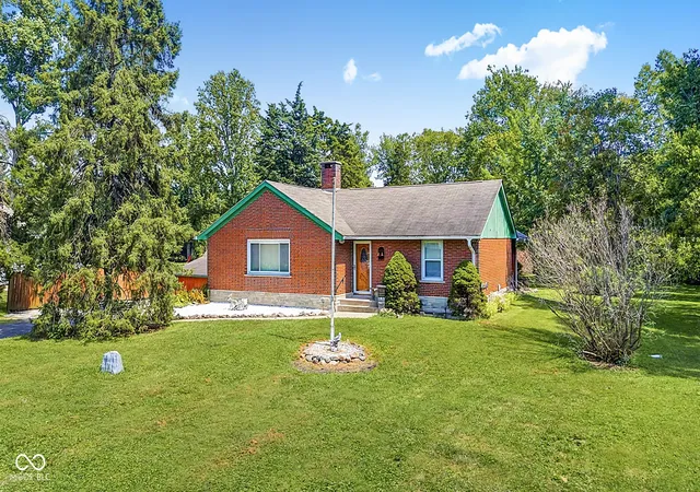 Photo 1 of Single family home for sale at 167 Buck Crk Rd, Indianapolis, IN 46229 | MLS# 22125102 | Listing updated on 2026-10-02