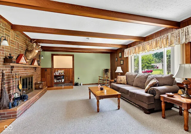 Photo 3 of Single family home for sale at 167 Buck Crk Rd, Indianapolis, IN 46229 | MLS# 22125102 | Listing updated on 2026-10-29
