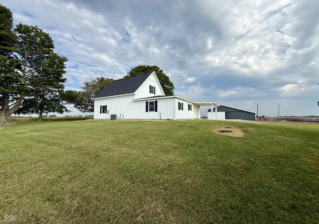 Photo 3 of Single family home for sale at 3905 N 900 West, Thorntown, IN 46071 | MLS# 22125104 | Listing updated on 2026-09-10