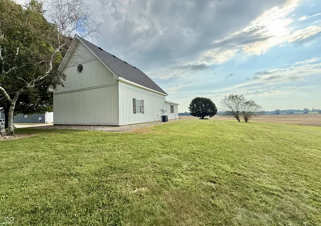 Photo 4 of Single family home for sale at 3905 N 900 West, Thorntown, IN 46071 | MLS# 22125104 | Listing updated on 2026-09-10