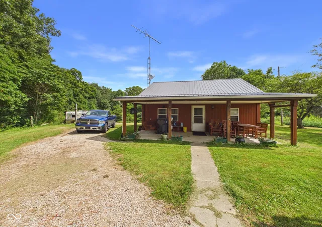 Photo 1 of Single family home for sale at 11187 Tuggle Rd, Laurel, IN 47024 | MLS# 22125106 | Listing updated on 2026-09-12