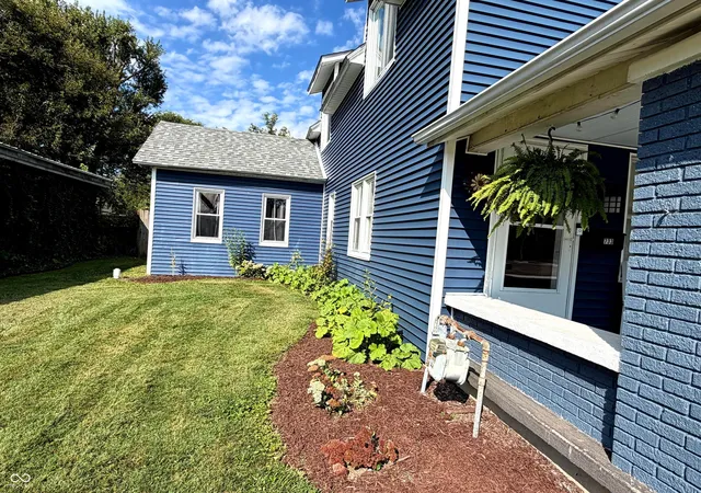 Photo 3 of Single family home for sale at 733 N Morgan St, Rushville, IN 46173 | MLS# 22125108 | Listing updated on 2026-09-15