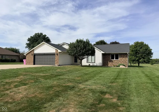 Photo 1 of Single family home for sale at 3795 N 625 East, Crawfordsville, IN 47933 | MLS# 22125122 | Listing updated on 2026-09-21