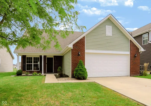 Photo 1 of Single family home for sale at 1617 Maplewood, Pendleton, IN 46064 | MLS# 22125126 | Listing updated on 2026-09-25