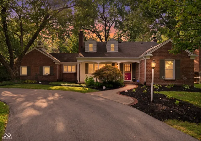 Photo 1 of Sale Pending at 7450 Central Ave, Indianapolis, IN 46240 | MLS# 22125144 | Listing updated on 2026-09-11