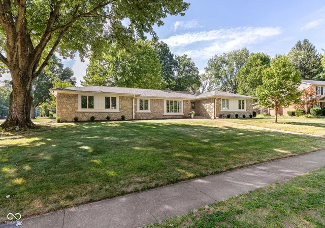 Photo 1 of Sale Pending at 10606 E Lakeshore Dr, Carmel, IN 46033 | MLS# 22125213 | Listing updated on 2026-09-23