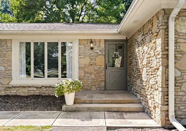 Photo 2 of Sale Pending at 10606 E Lakeshore Dr, Carmel, IN 46033 | MLS# 22125213 | Listing updated on 2026-09-23