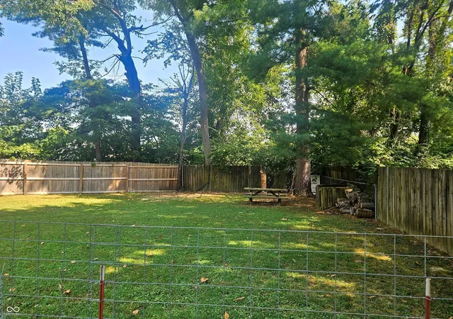 Photo 4 of Single family home for sale at 2957 N Talley Rd, Columbus, IN 47203 | MLS# 22125217 | Listing updated on 2026-09-12