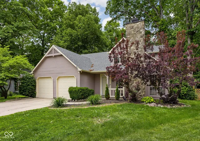 Photo 3 of Single family home for sale at 7542 Higdon Ct, Indianapolis, IN 46214 | MLS# 22125235 | Listing updated on 2026-10-05