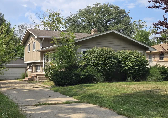 Photo 1 of Single family home for sale at 222 N Eaton, Indianapolis, IN 46219 | MLS# 22125245 | Listing updated on 2026-10-12