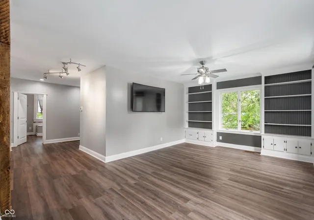Photo 4 of Single family home for sale at 5312 E Southern Ave, Indianapolis, IN 46203 | MLS# 22125261 | Listing updated on 2026-10-13