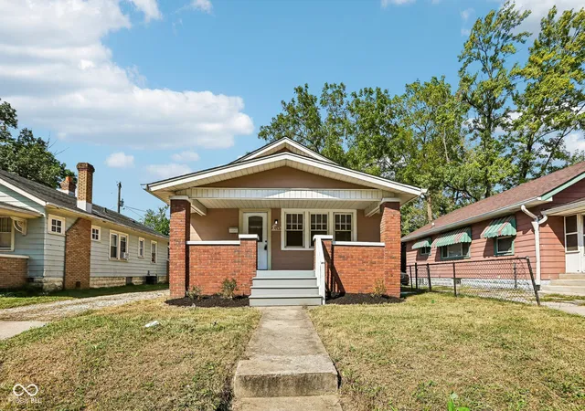 Photo 1 of Single family home for sale at 228 S Arlington Ave, Indianapolis, IN 46219 | MLS# 22125274 | Listing updated on 2026-09-10