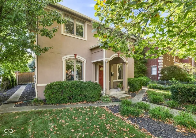 Photo 2 of Single family home for sale at 1567 Broadway St, Indianapolis, IN 46202 | MLS# 22125295 | Listing updated on 2026-09-30