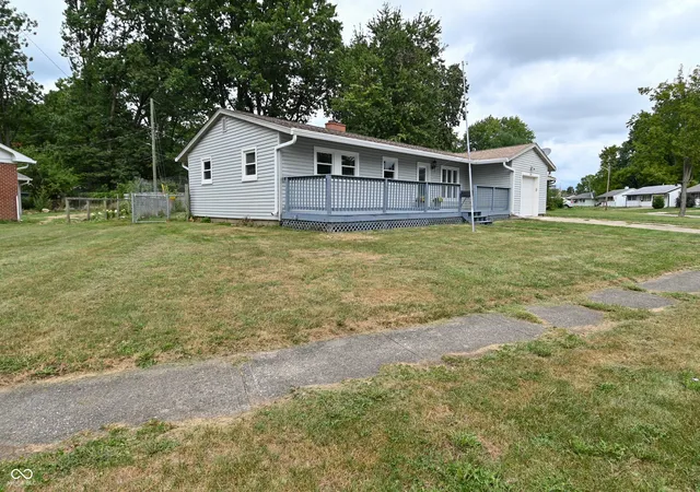 Photo 2 of Single family home for sale at 328 Hancook Rd, Plainfield, IN 46168 | MLS# 22125297 | Listing updated on 2026-09-13