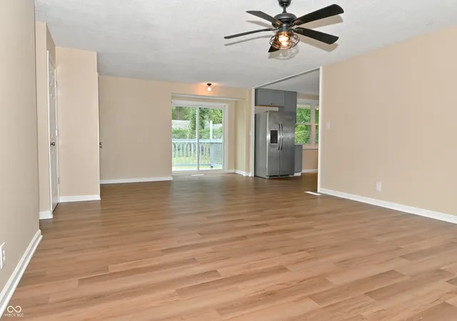 Photo 4 of Single family home for sale at 328 Hancook Rd, Plainfield, IN 46168 | MLS# 22125297 | Listing updated on 2026-09-13