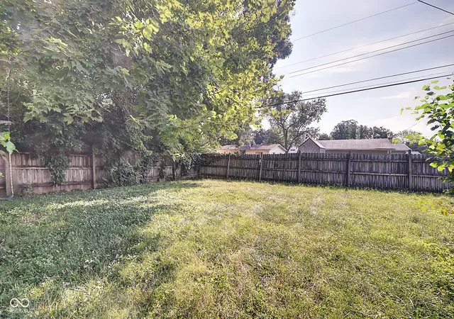 Photo 3 of Single family home for sale at 3333 S Mooresville Rd, Indianapolis, IN 46221 | MLS# 22125319 | Listing updated on 2026-09-28