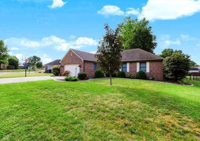 Photo 2 of Single family home for sale at 5247 Lacy, Greenwood, IN 46142 | MLS# 22125342 | Listing updated on 2026-09-12
