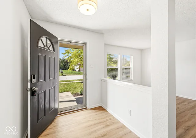 Photo 4 of Single family home for sale at 2443 Windsor Pl, Plainfield, IN 46168 | MLS# 22125360 | Listing updated on 2026-09-12