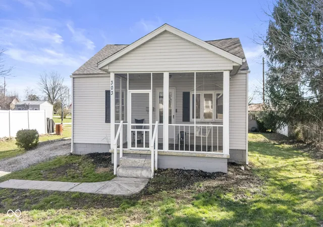Photo 3 of Single family home for sale at 303 N Park Ave, Crothersville, IN 47229 | MLS# 22125369 | Listing updated on 2026-09-10