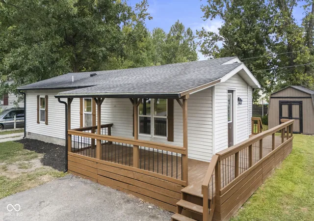 Photo 1 of Manufactured home for sale at 1212 W Kenwood Dr, Austin, IN 47102 | MLS# 22125376 | Listing updated on 2026-09-14