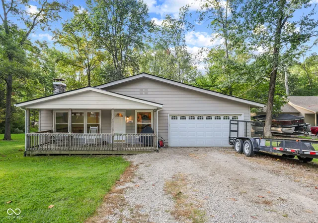 Photo 1 of Single family home for sale at 6983 Lemur Dr, Nineveh, IN 46164 | MLS# 22125398 | Listing updated on 2026-09-25